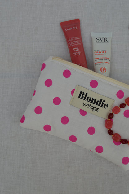 Mini pochette à pois rose confectionnée à la main à partir d'un tissu vintage upcyclé
