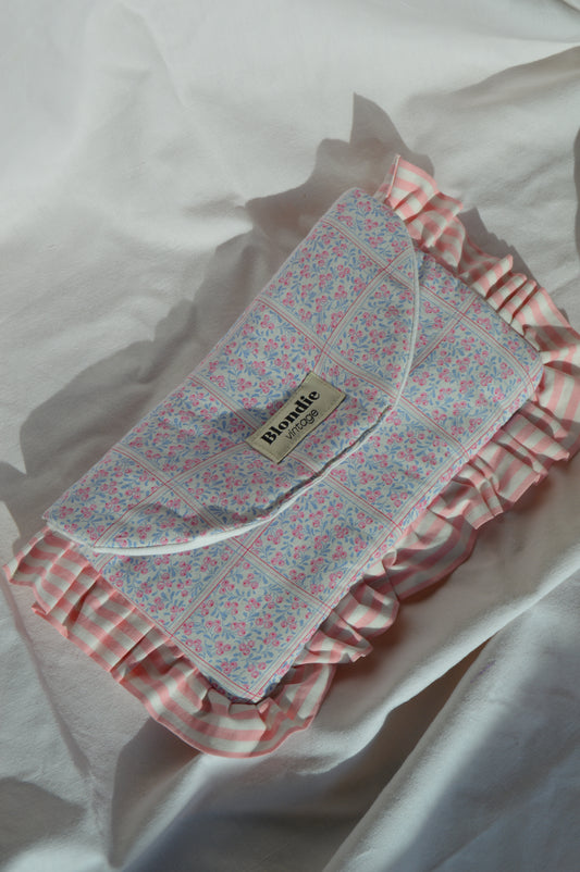 Trousse à pharmacie froufrou