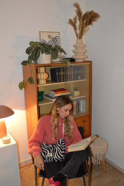 Sac crossbody zébré fabriqué à partir de tissus vintage mode durable mode responsable fabriqué à la main 