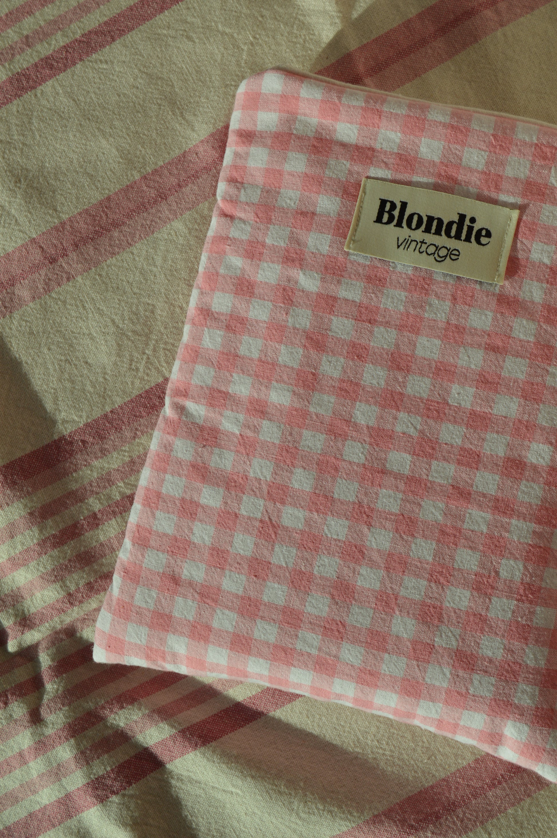 Housse de livre vichy rose fabriqué à partir de tissus vintage mode durable mode responsable fabriqué à la main 