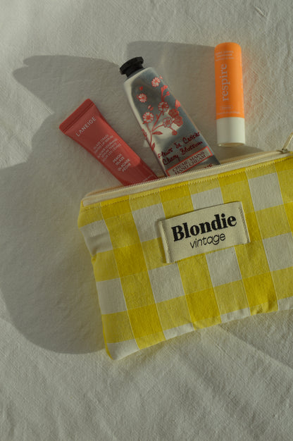 Mini Pochette Vichy jaune fabriqué à partir de tissus vintage mode durable mode responsable fabriqué à la main 