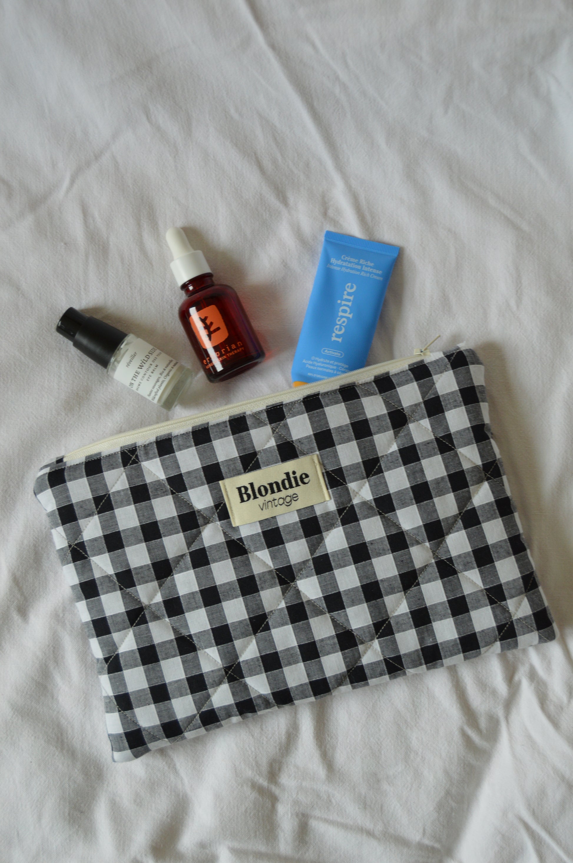 Pochette vichy noir fabriqué à partir de taie de tissus vintage mode durable mode responsable fabriqué à la main 