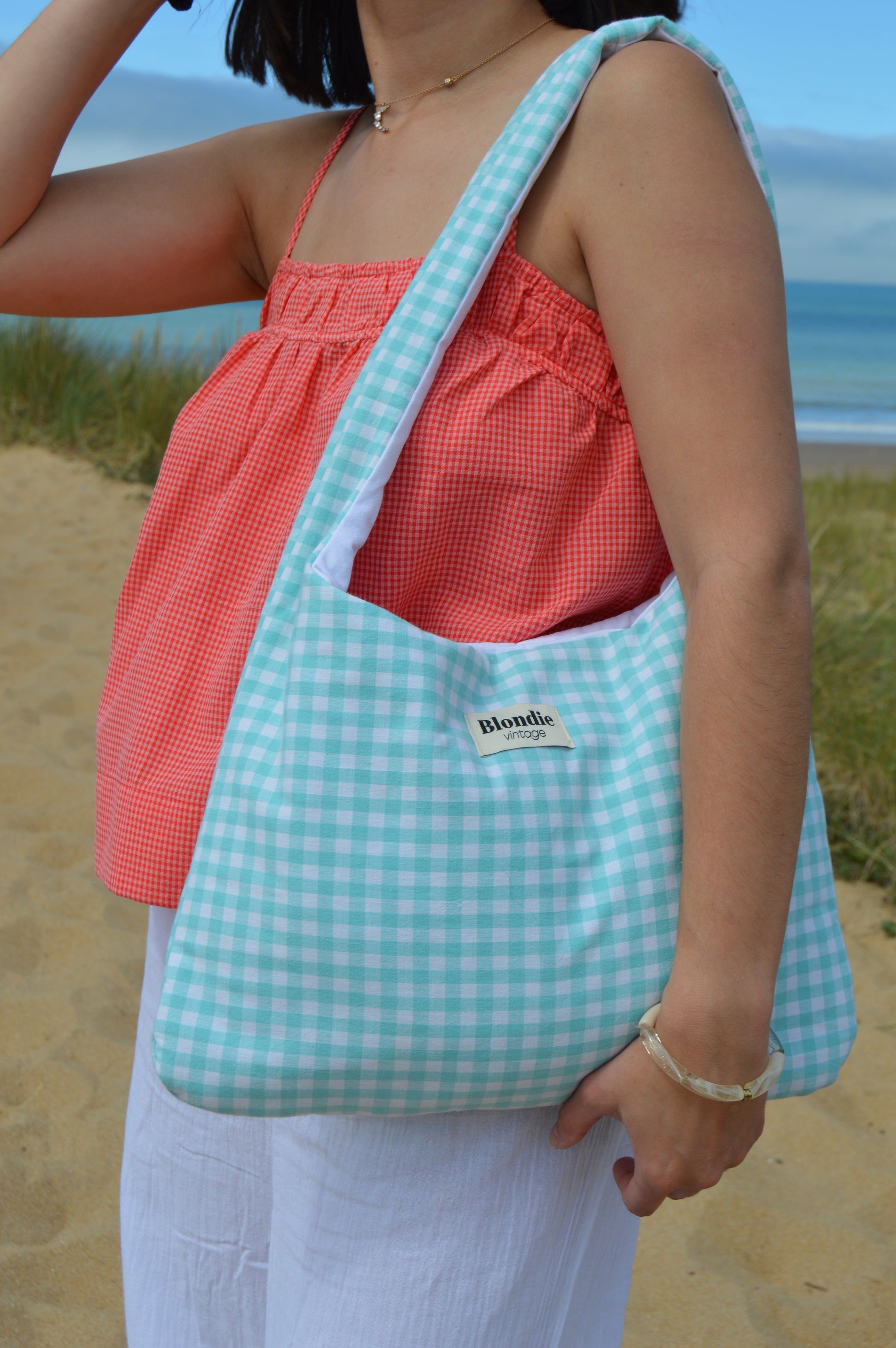 Sac boho vichy turquoise fabriqué à partir de taie de traversin vintage mode durable mode responsable fabriqué à la main 