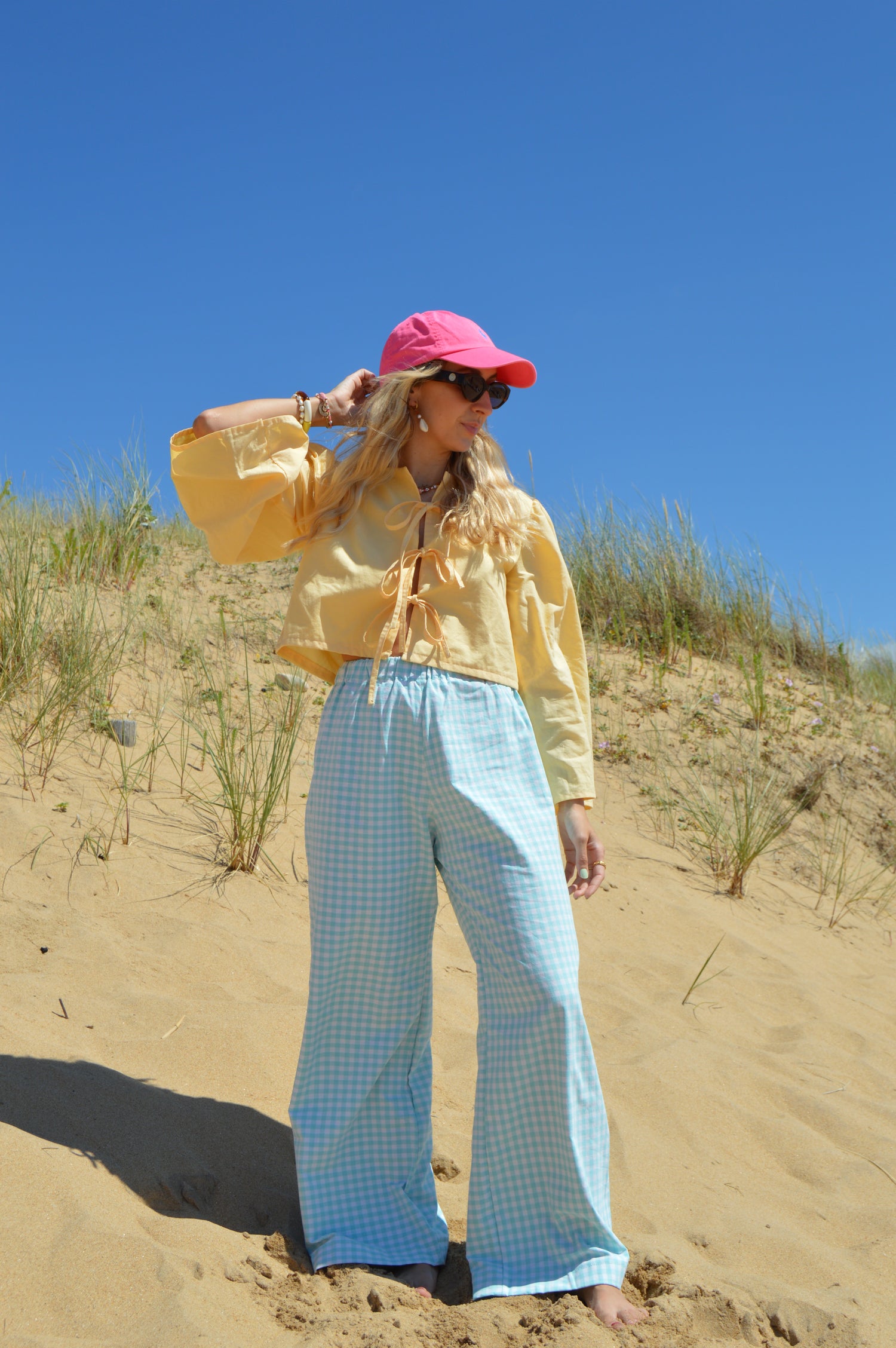 Pantalon vichy turquoise upcyclé à partir de drap vintage made in france mode durable et responsable 