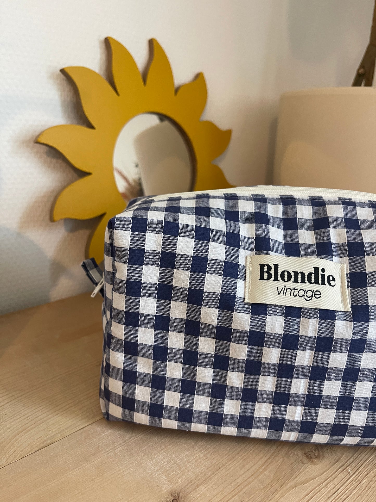 Trousse de toilette vichy bleu